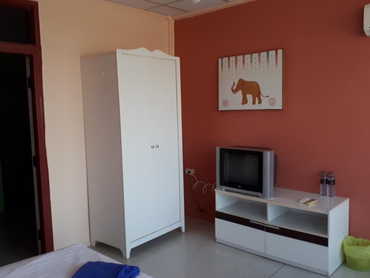 Hana Guesthouse Хуа Хин Екстериор снимка