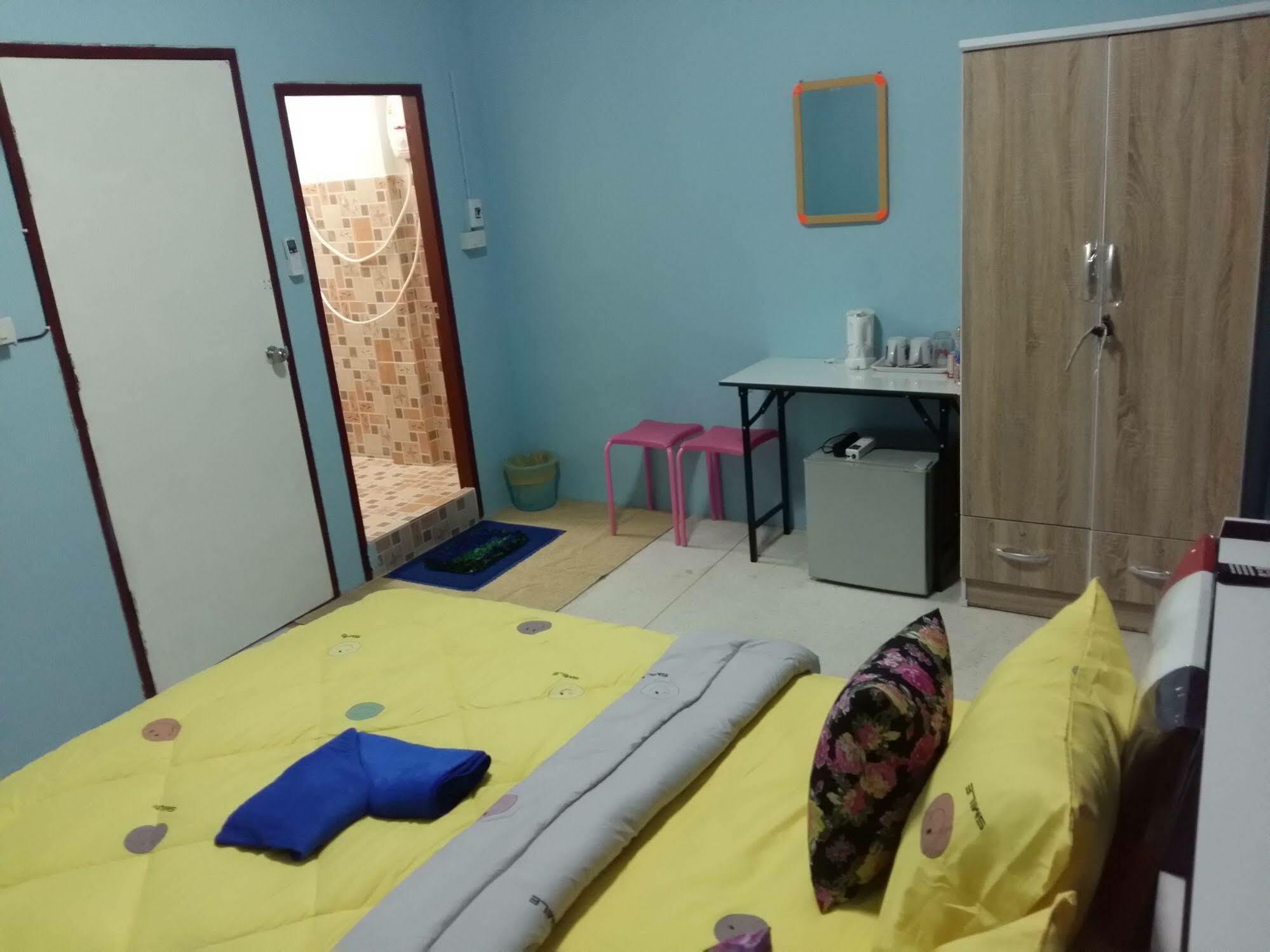 Hana Guesthouse Хуа Хин Екстериор снимка